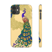 Load image into Gallery viewer, Peacock Snap Case